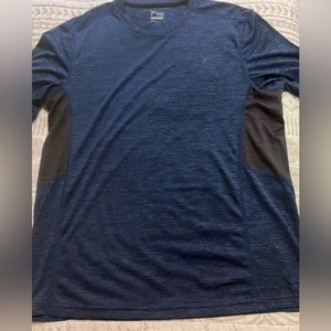 2 !!!Old Navy Mens TShirts